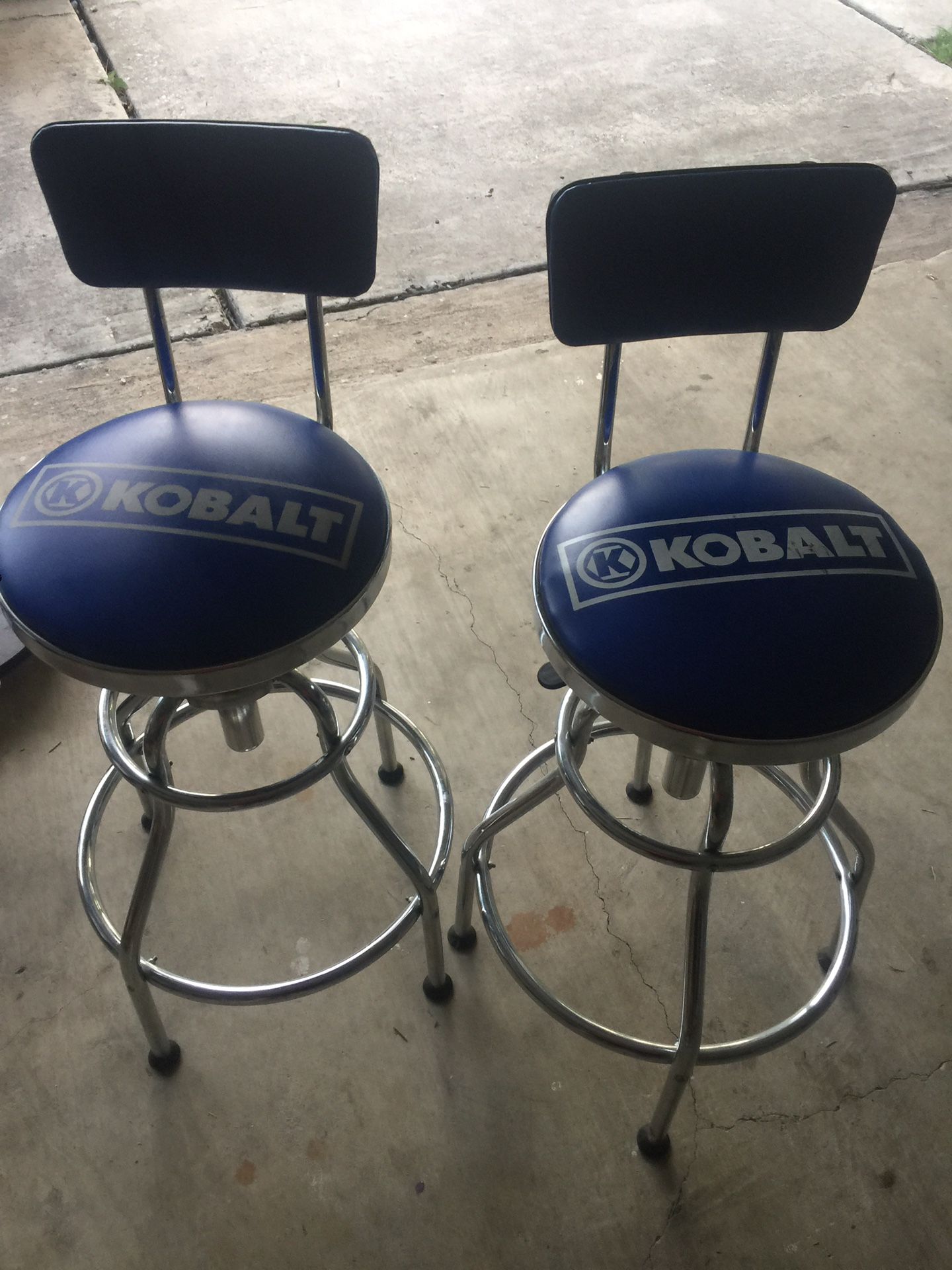 Kobalt bar stool