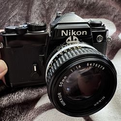 Nikon FE (Japan) With Extra Spectrum 7 Lens 