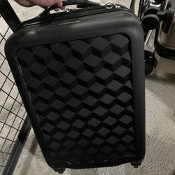 Samsonite Carry On Luggage 