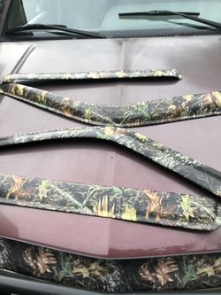 1996 Tahoe camo vent shades 30$ in good shape !