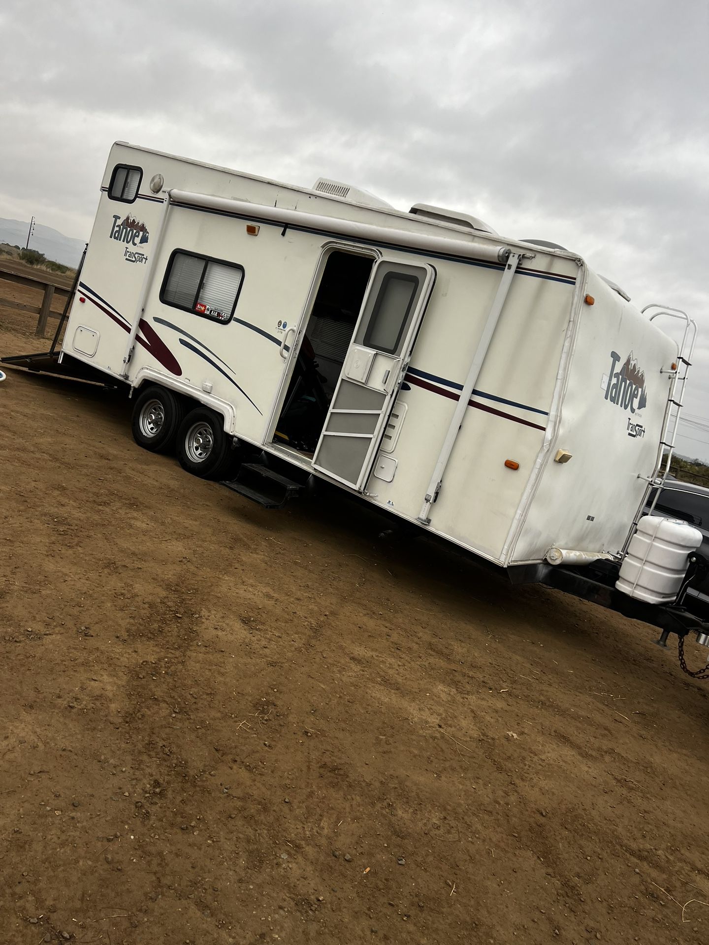2000 Tahoe Toy Hauler