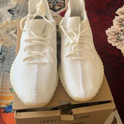 Yeezy Boost 350 V2