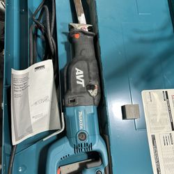 Makita Power Cutting Tools