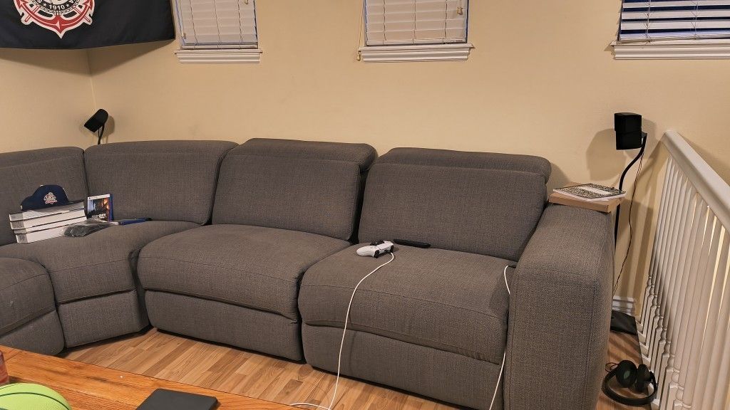 Reclining Sectional