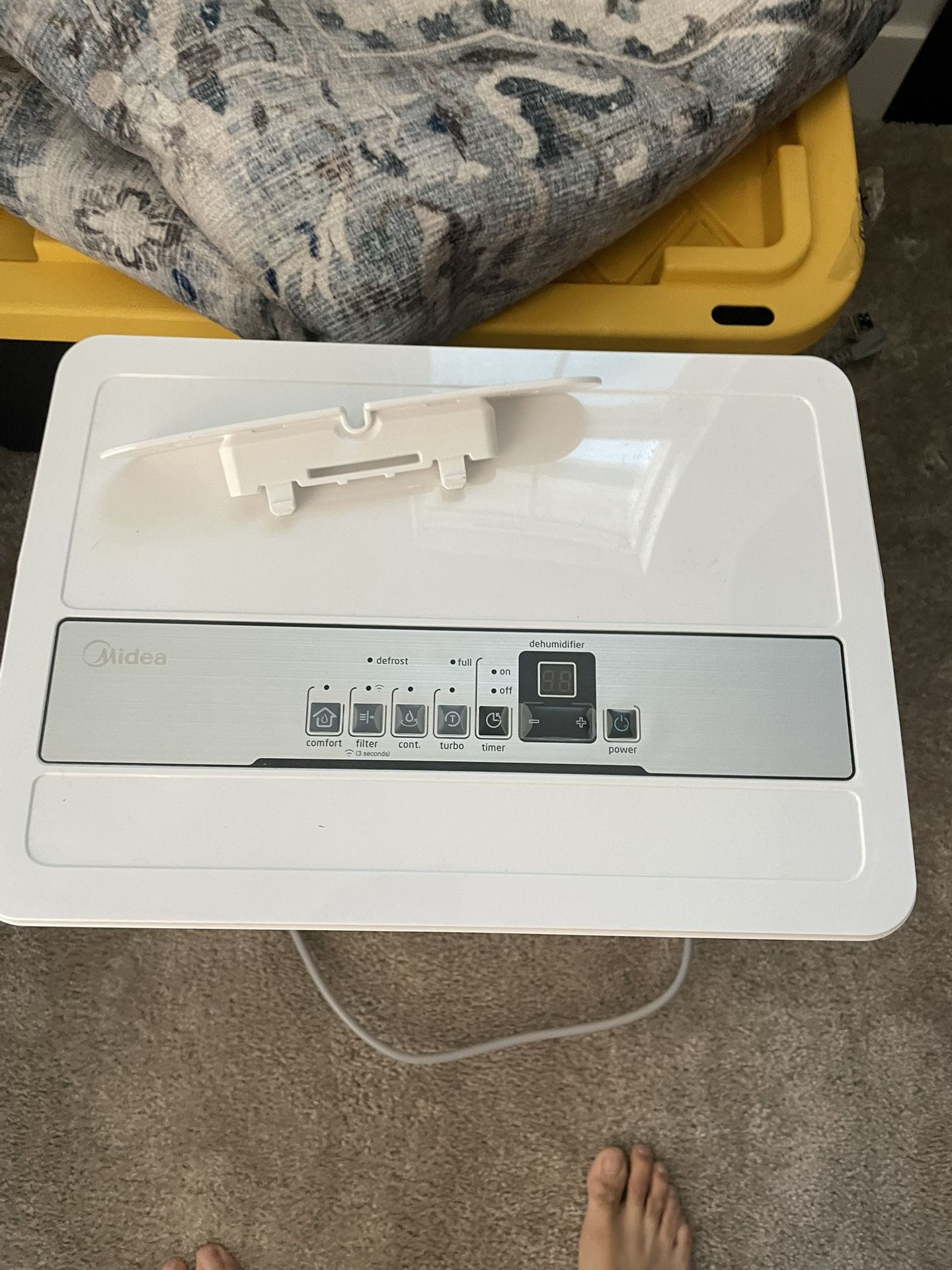 Dehumidifier 1,500 Sqft Capacity.