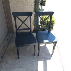 2 Black Chairs