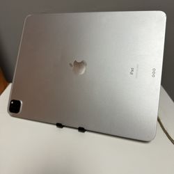 iPad Pro 12.9-inch 5th Gen 256 GB WIFI