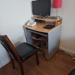 Computer Built In Camera Desk Table