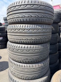 Vendo set de llantas 225/55r18 sentury en perfectas condiciones de vida