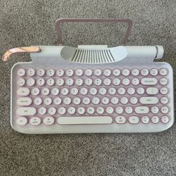 pink keyboard