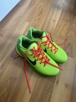 Kobe 6 Grinch With Box 