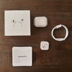 Bluetooth earbuds