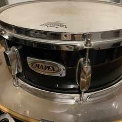 Drumset - Mapex Black Drum kit