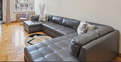 Leather Sectional Made in Italy
