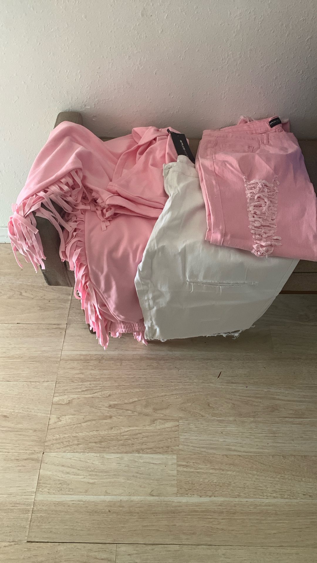 Size 4x Fringed Crop Top Jogger Set White Shorts and Pink Jeans 