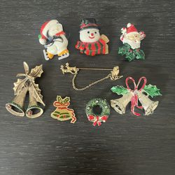 Beautiful Vintage Christmas Holiday Pins Brooches Santa Frosty Penguin Gold Bells Wreath Santa and Sleigh!!!