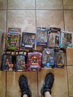 Brand new action figures new in box $10 each pick up in Glendale need gone