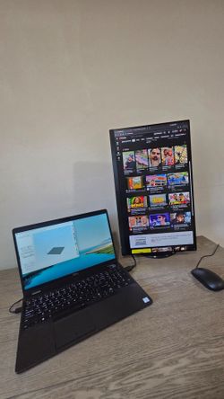 Acer ET241Y 23.8-inch Widescreen Full HD IPS Monitor
Zero-frame / thin bezels