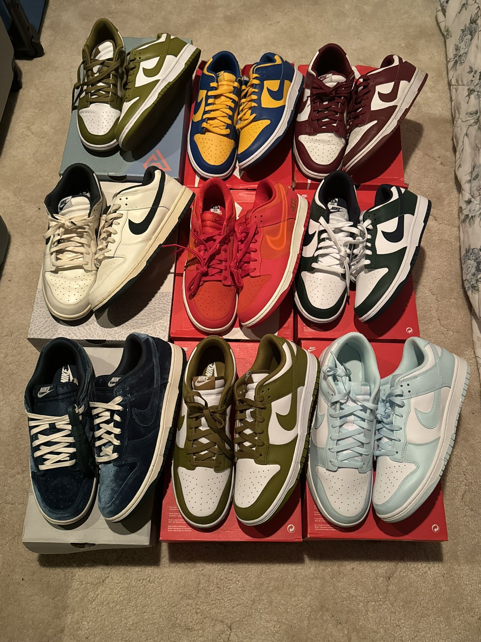 Nike dunk low lot