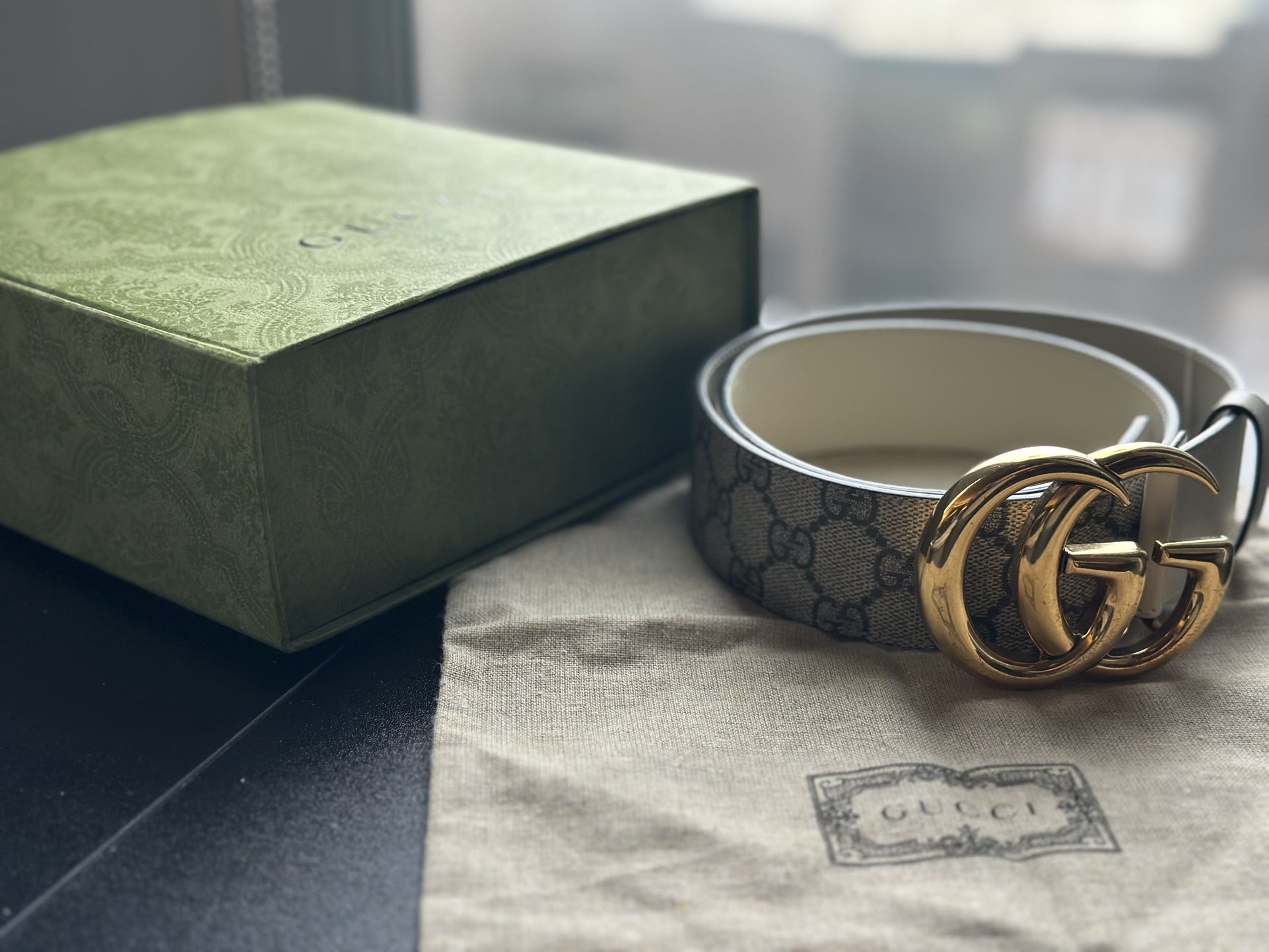 Gucci Double G Logo Leather Belt (Women’s Small)