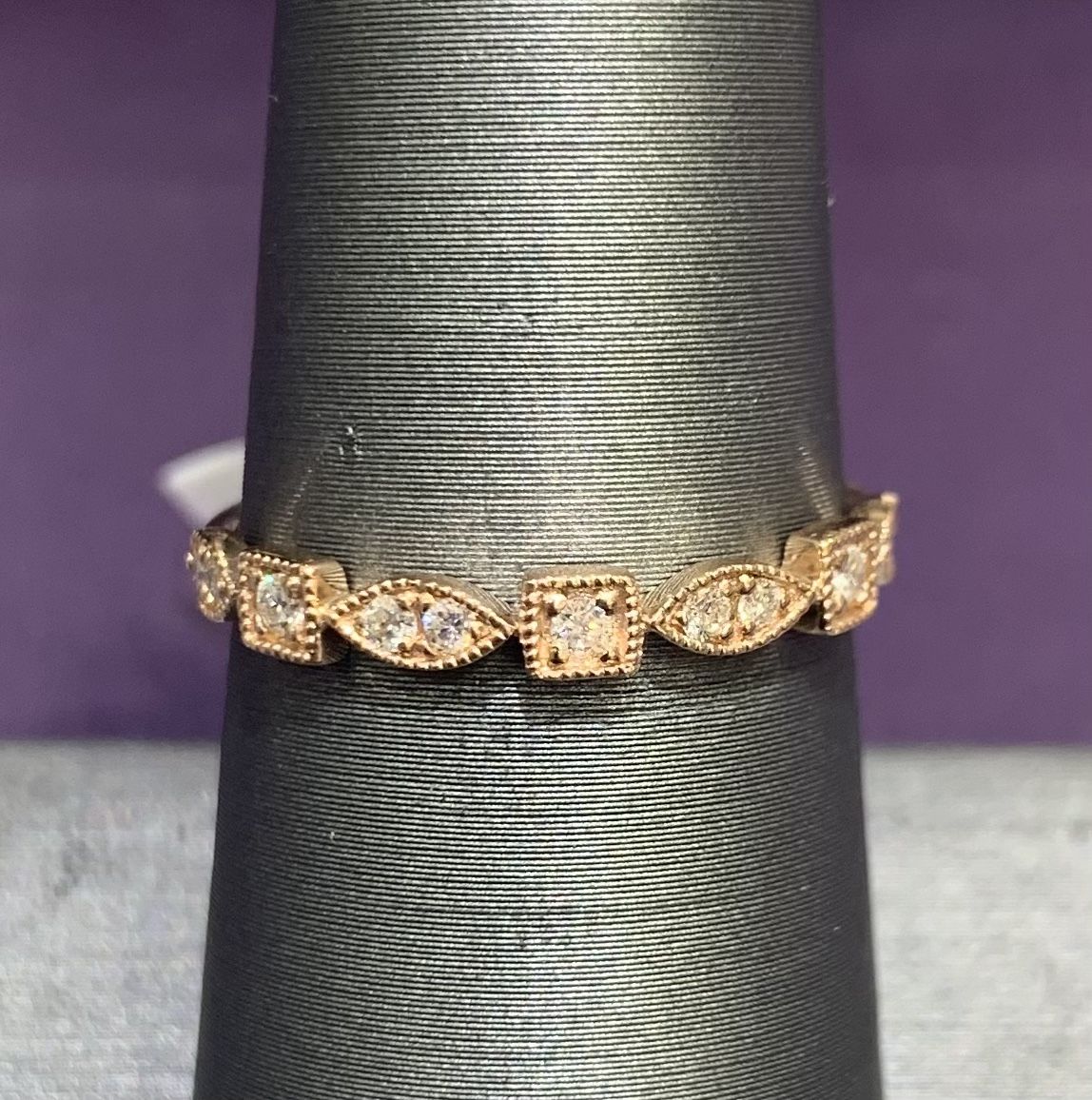 葵 14K Rose Gold Diamond Stackable Ring 0.12 CTW