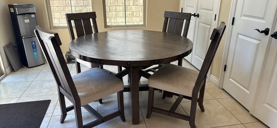 Counter - height  round dining set
