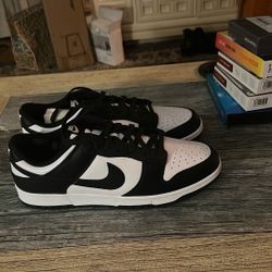 Men’s Nike Panda Dunks Size 13