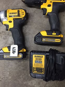 Dewalt 20v Drill Set