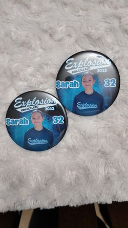 Sports buttons/ pins