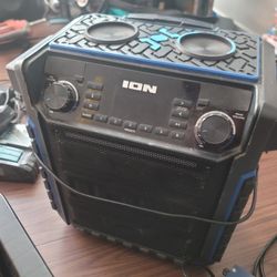 Waterproof Outdoor Speaker Ion Speaker/charger