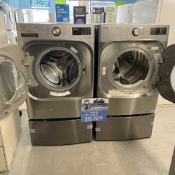 LG Washer And Dryer W Pedestal