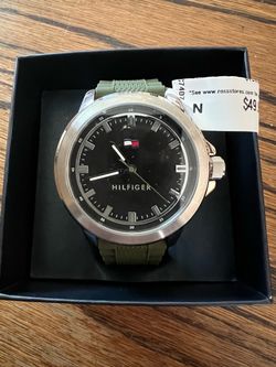 NEW MENS WATCH