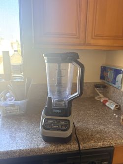 Ninja Professional Blender 1000W – 72 oz Pitcher