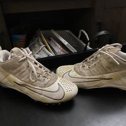 Nike 5.5 Youth Football Cleats