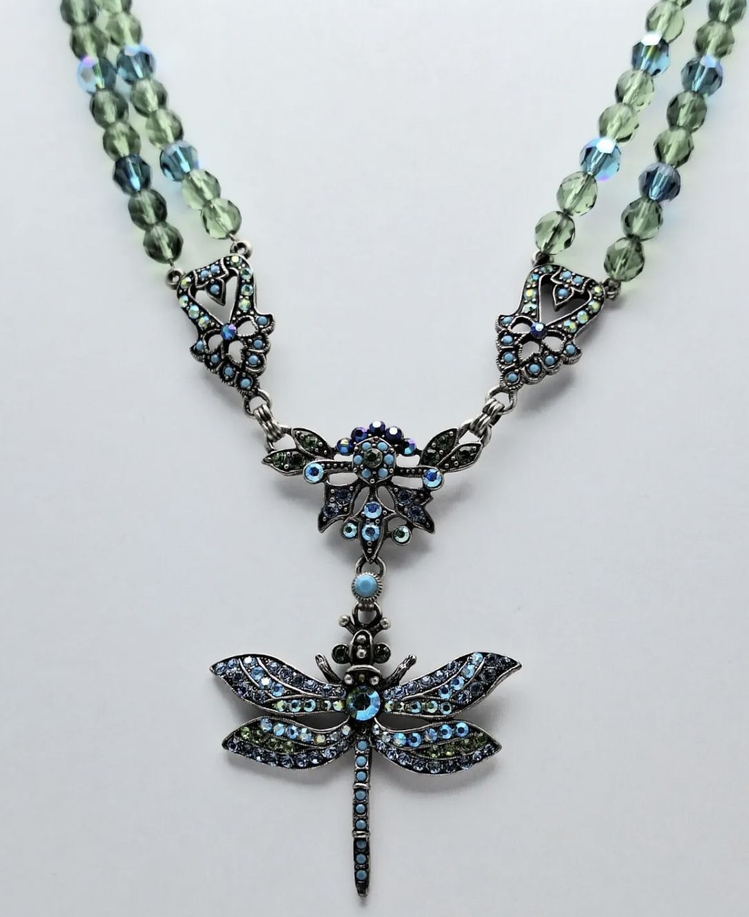 Vintage KIRKS FOLLY Stunning DRAGONFLY Statement NECKLACE Beaded Rhinestone This vintage Kirks Folly necklace is a stunning and unique piece that is s