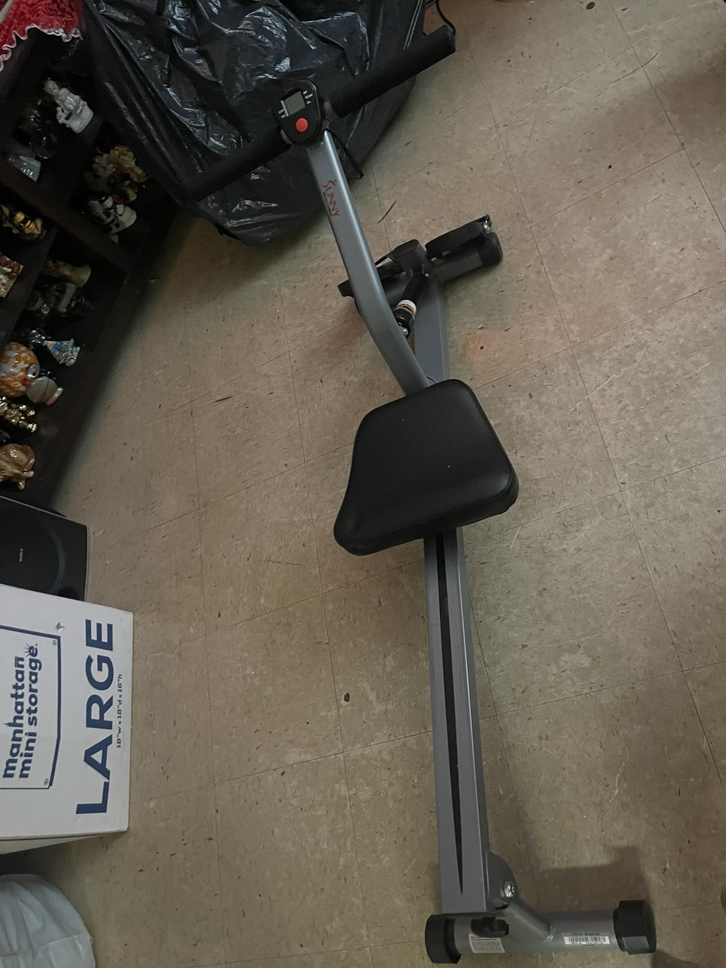 Rowing Machine MUST GO $50