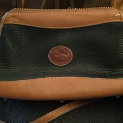 VINTAGE DOONEY AND BOURKE CROSSBODY 