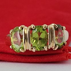 ❤️14k Size 6 Beautiful Solid Yellow Gold Peridot Gemstone Ring!/ Anillo de Oro con Gemas Peridoto! 👌🎁Post Tags: Anillo de Oro