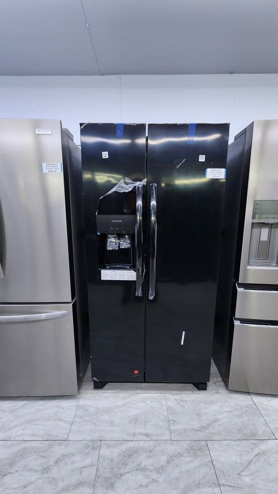 SIDE BY SIDE REFRIGERATOR  WITH ICE MAKER  AND WATER  DISPENSER   WITH 1YEAR WARRANTY/ 1AÑO DE GARANTIA POR ESCRITO 