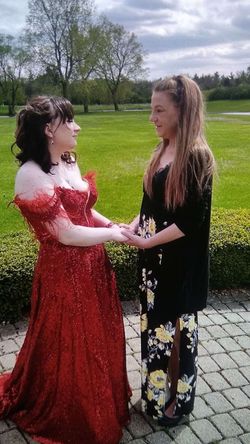 Sherri Hill prom dress RED size 4