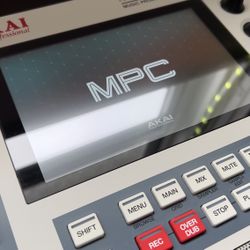 Akai MPC Live II Retro Edition – Mint, Barely Used, Upgraded 500GB Western Digital SSD – $900