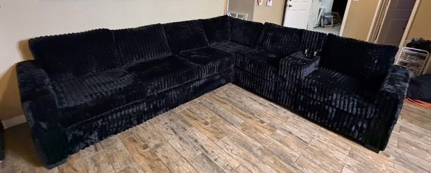 Black Sectional Sofa