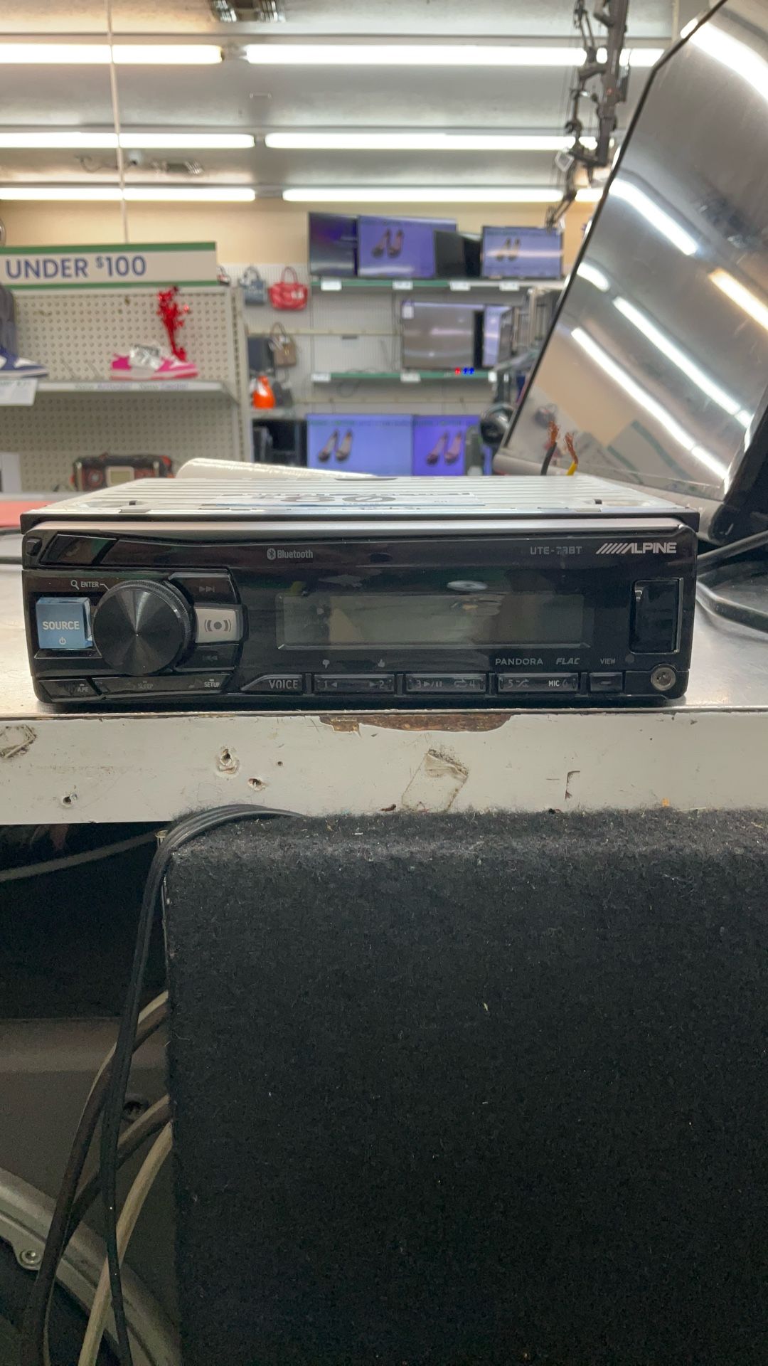 CAR RADIO