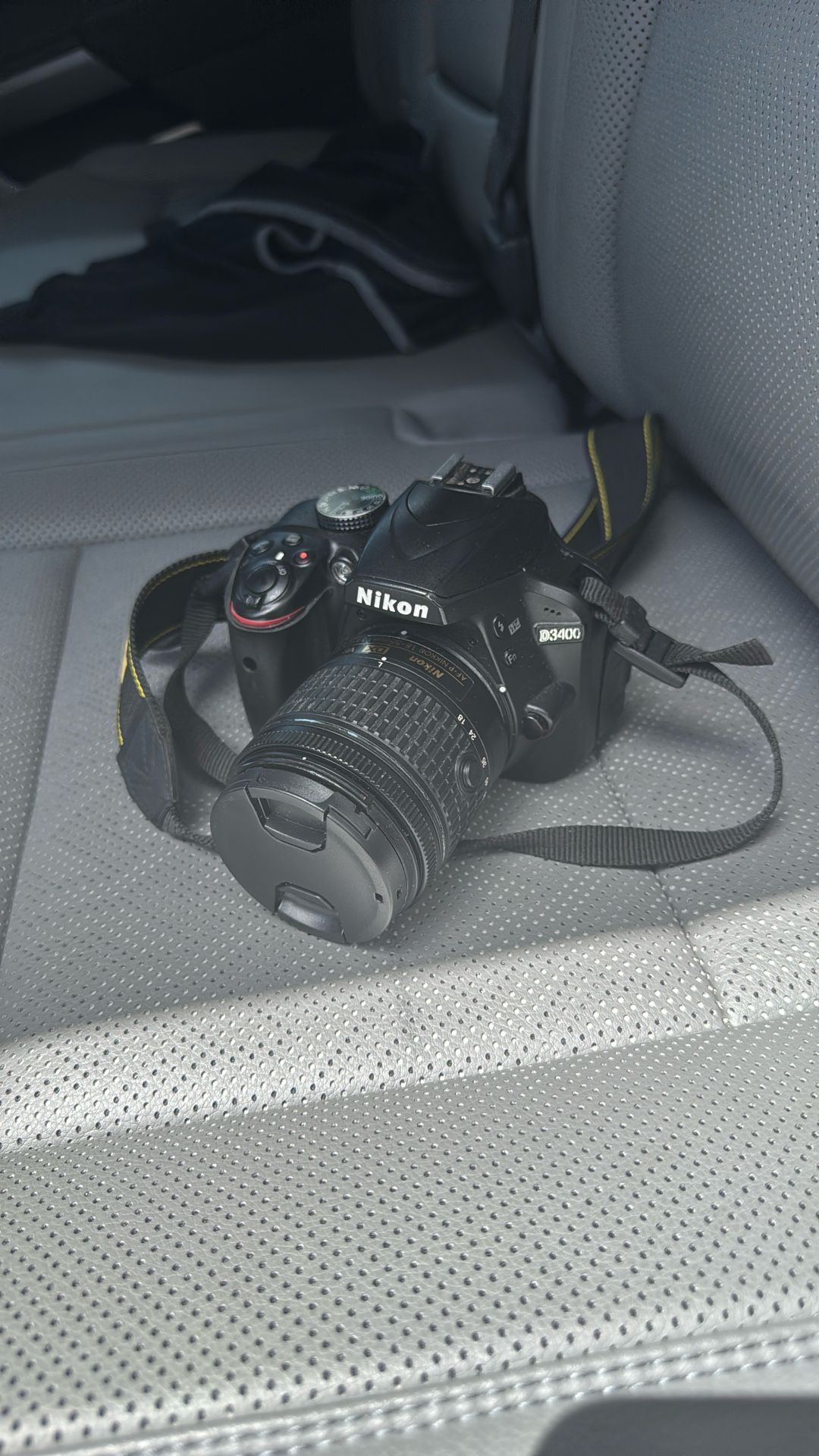 Nikon B3400