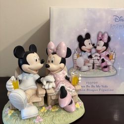 Disney Showcase Mickey & Minnie ALWAYS BY MY SIDE  Precious Moments