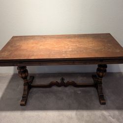 Antique Expandable Table 