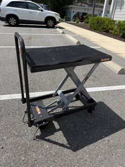 Franklin Hydraulic table cart