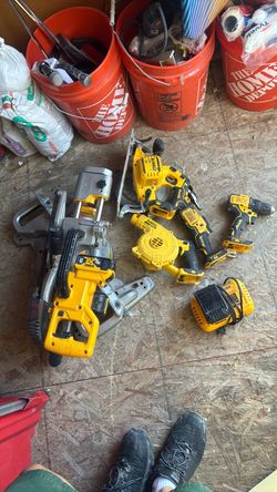 Dewalt tools