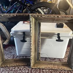 2 antique wooden frames