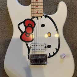 Hello Kitty Fender - White Limited Edition
